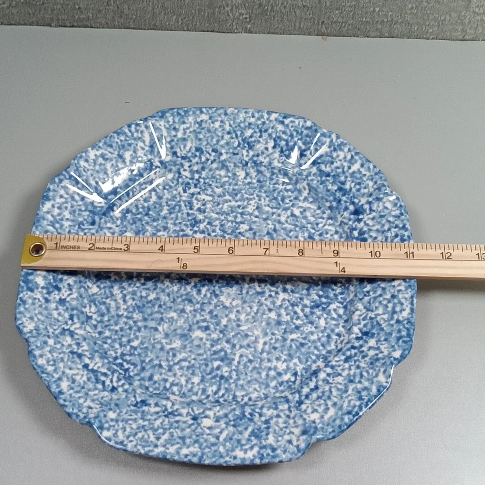 Blue White Spongeware Scalloped Edge Ceramic Dinner Plate 10.5 Inch‎ Farmhouse